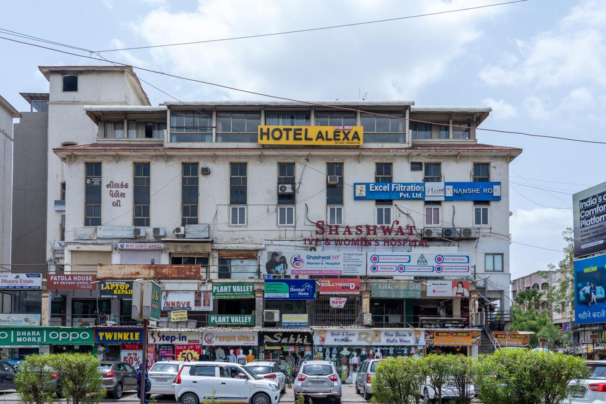 Hotel Alexa By Abc Ahmedabad Eksteriør bilde