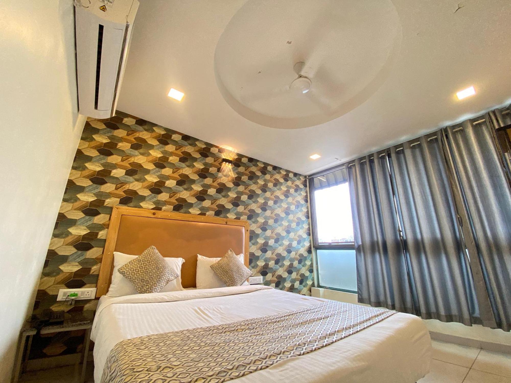 Hotel Alexa By Abc Ahmedabad Eksteriør bilde